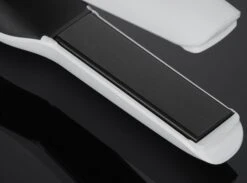 GHD Unplugged Styler Bianca - Piastra Per Capelli Senza Filo -Bellezza e Lusso 5060703494907 2 2