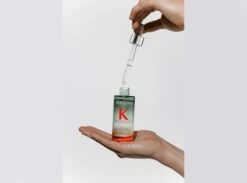 Kérastase Genesis Homme Serum Anti-Chute Fortifiant 90ml Siero Anticaduta Fortificante Uomo -Bellezza e Lusso e3837400 kerastase anticaduta uomo pipetta